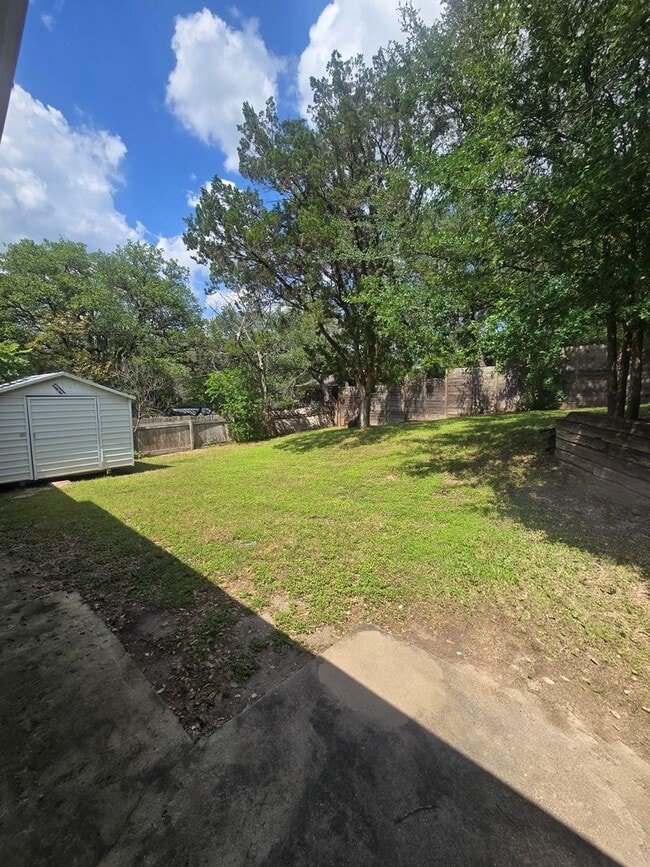 Building Photo - 2314 Farnswood Cir