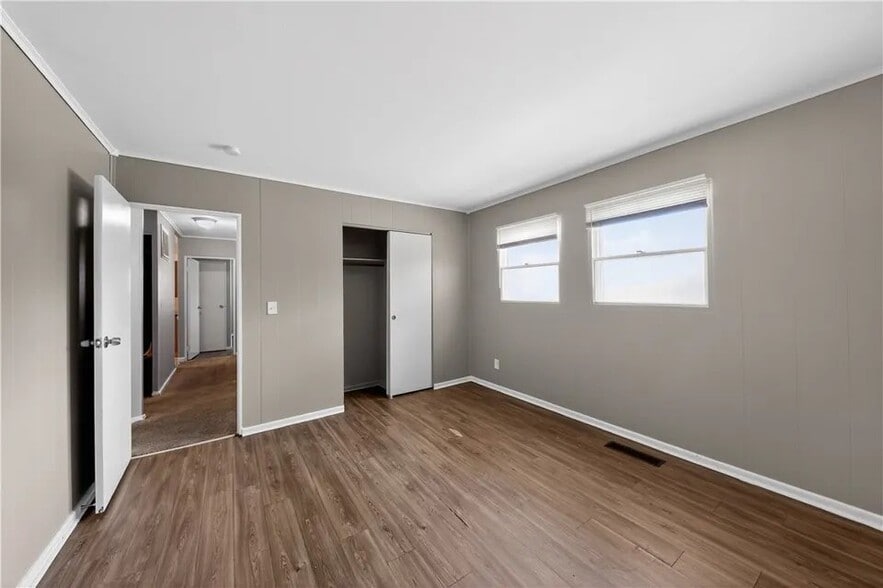 Building Photo - 4176 Mapleleaf Dr