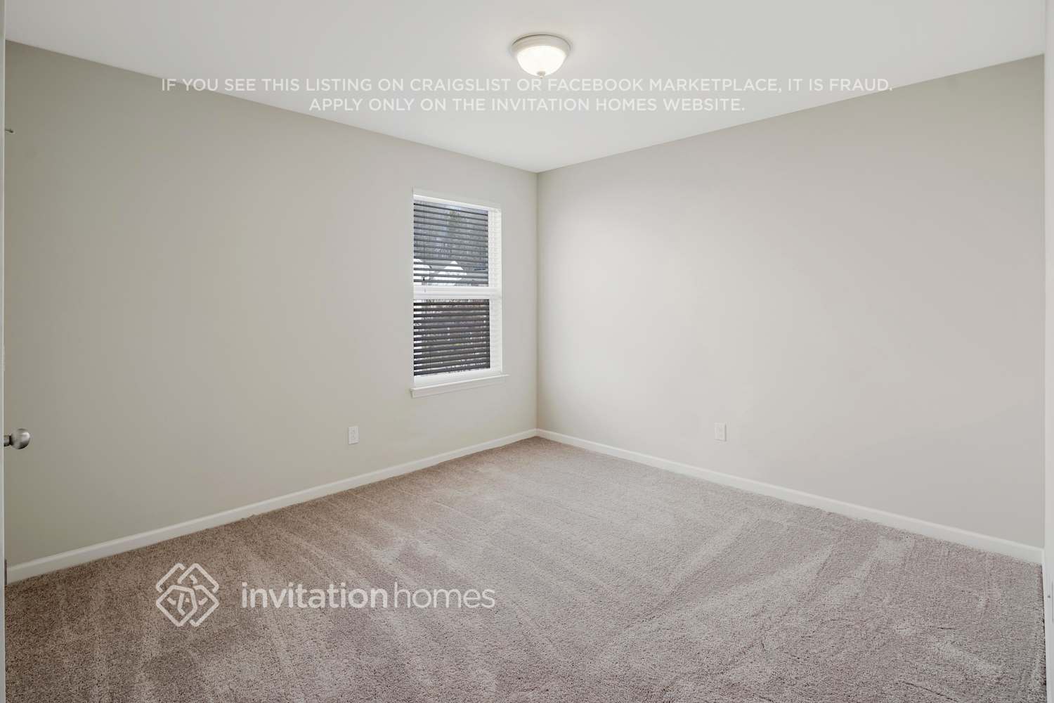 Building Photo - 10225 Snowbell Ct