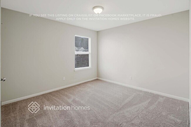 Building Photo - 10225 Snowbell Ct
