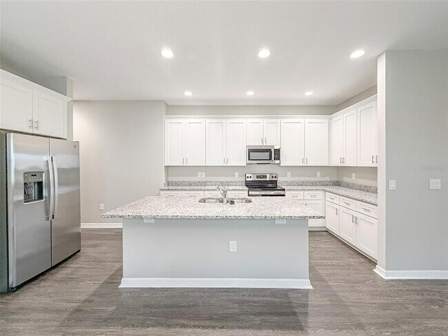 Building Photo - 3430 Cup Dr