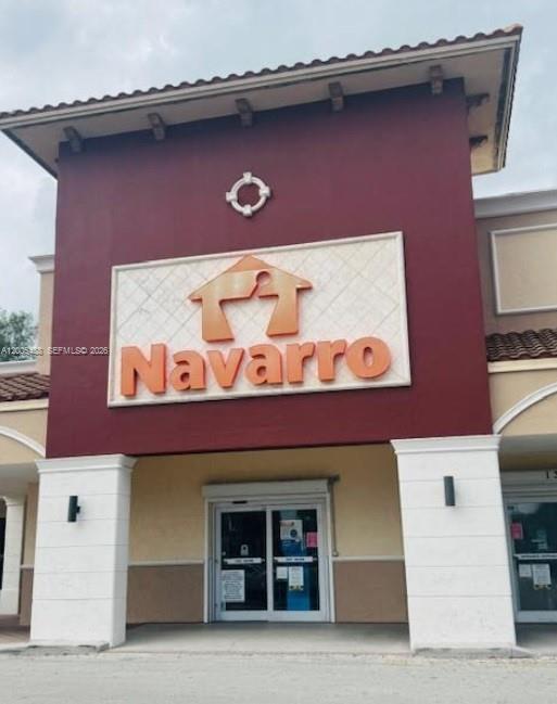 Building Photo - 2425 NE 135th St