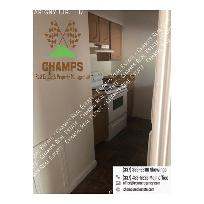 Building Photo - 114 Marigny Cir