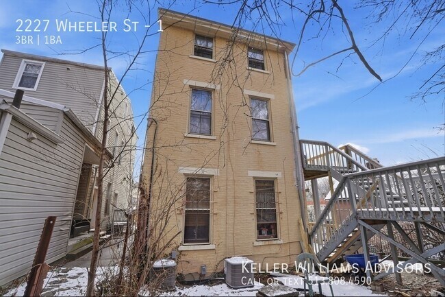 Building Photo - 2227 Wheeler St