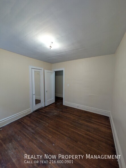 Building Photo - 2453 Overlook Rd