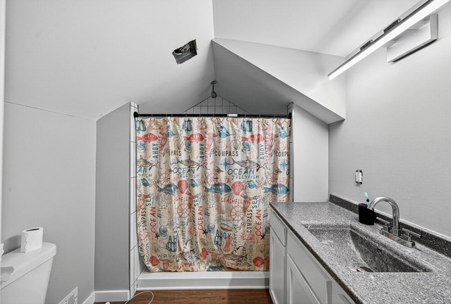 Building Photo - 1303 Sorin St