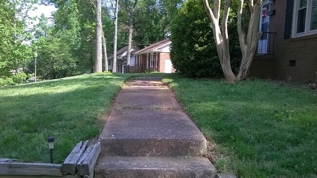 Building Photo - 6512 Springfield Dr
