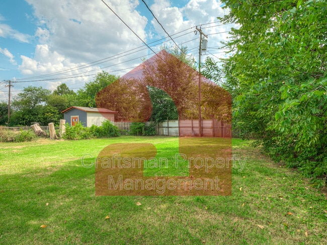 Building Photo - 2926 NW 72nd St