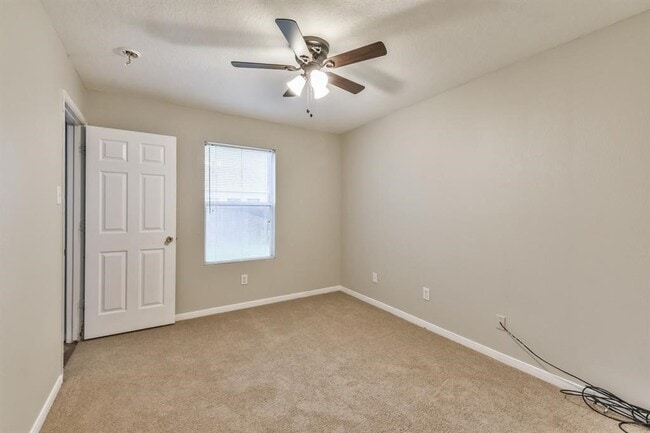 Building Photo - 9845 Youpon Ridge Way