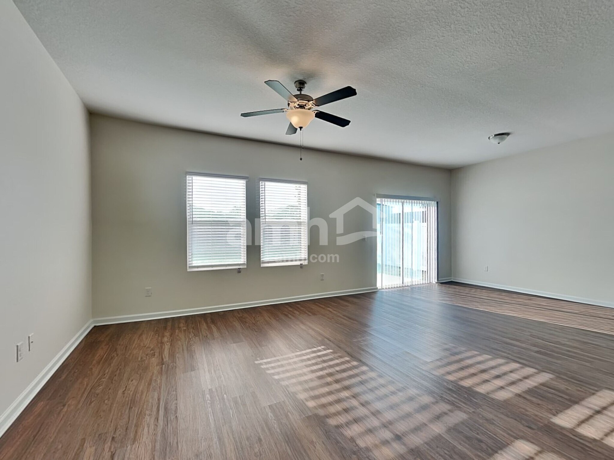 Building Photo - 11615 Oak Bend Ct