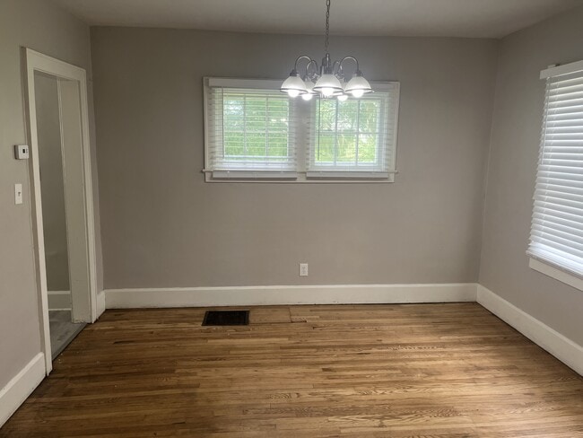 Building Photo - 370 Terrace Dr