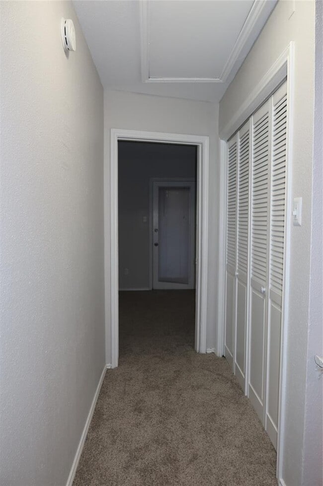 Building Photo - 1830 River Crossing Cir