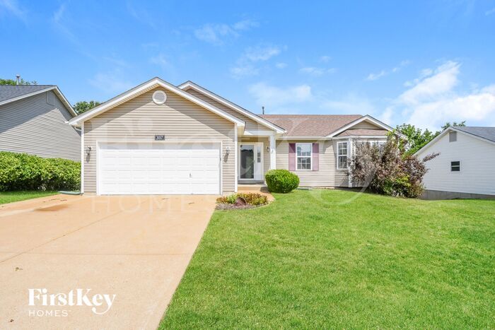 Primary Photo - 3017 Valley Oaks Dr