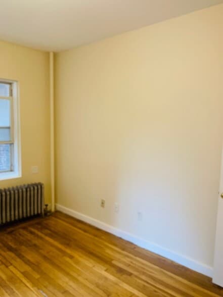 Building Photo - 39 Hemenway St