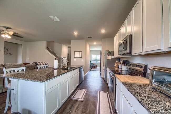 Building Photo - Welcome Home