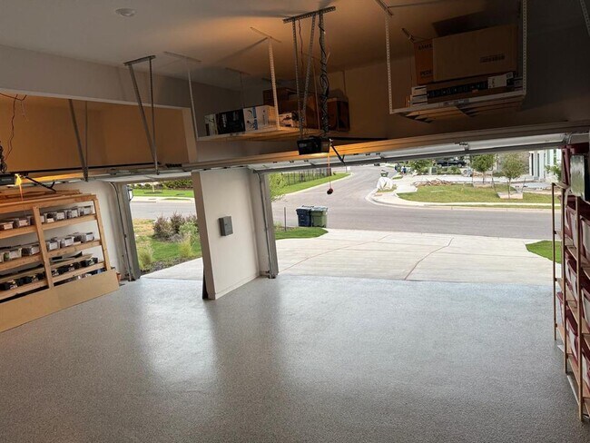 Building Photo - 5201 Olimpico Wy