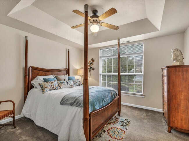 Building Photo - Castle Schools*********Large 2 Bedroom 2 Bath**********Newburgh Indiana Living