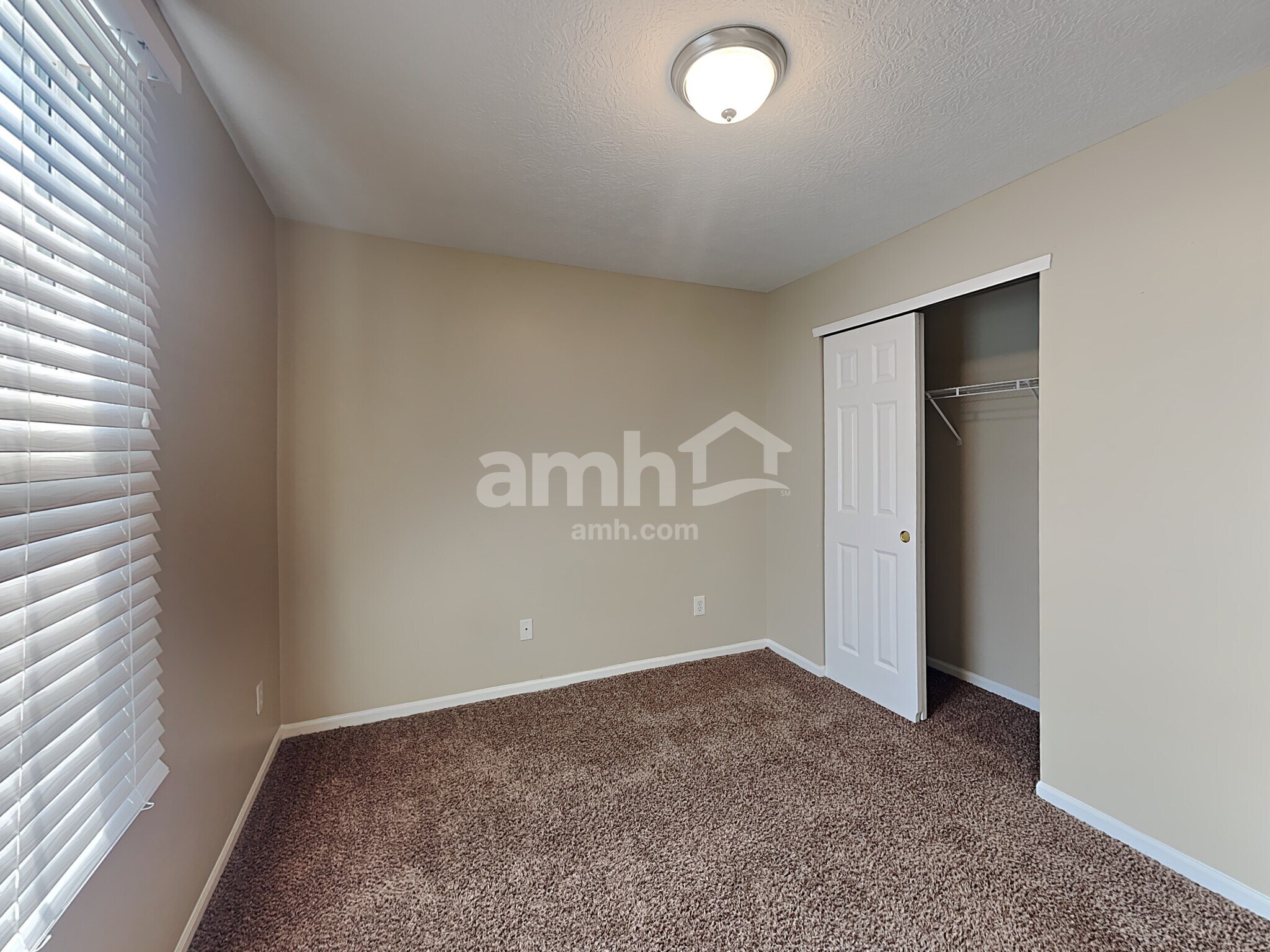 Building Photo - 279 Rockmill St