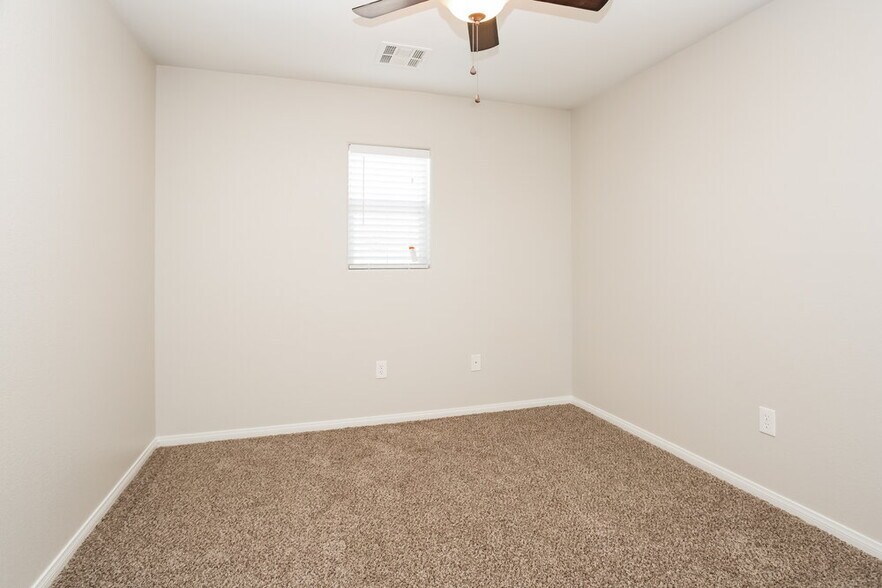 Building Photo - 5812 Gemstone Peak St