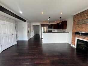 Building Photo - 270 3rd St