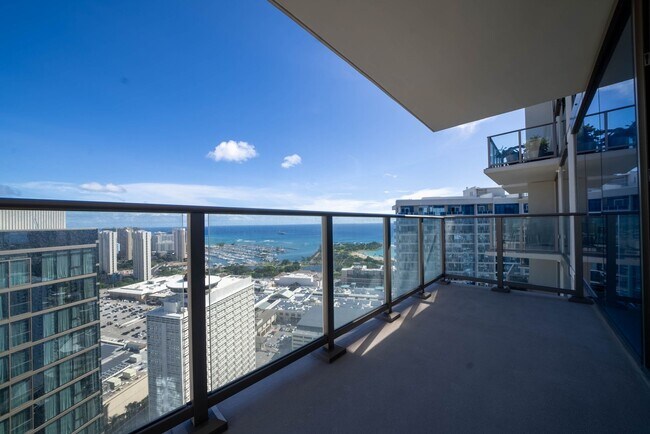 Building Photo - 2422
