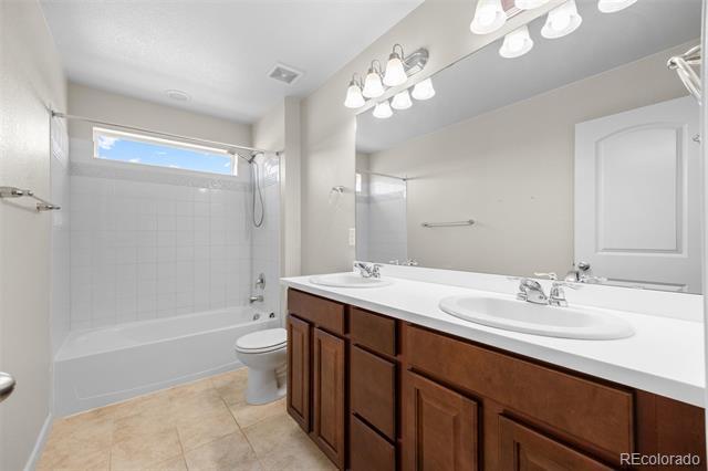 Building Photo - 984 McMurdo Cir