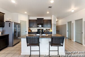 Building Photo - 1367 Fall Cover St