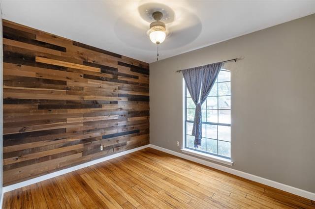 Building Photo - 1527 Estates Way