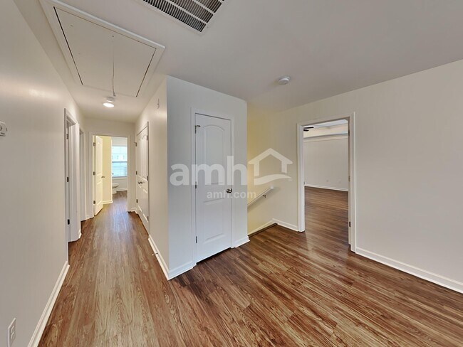 Building Photo - 213 Orchard Trail