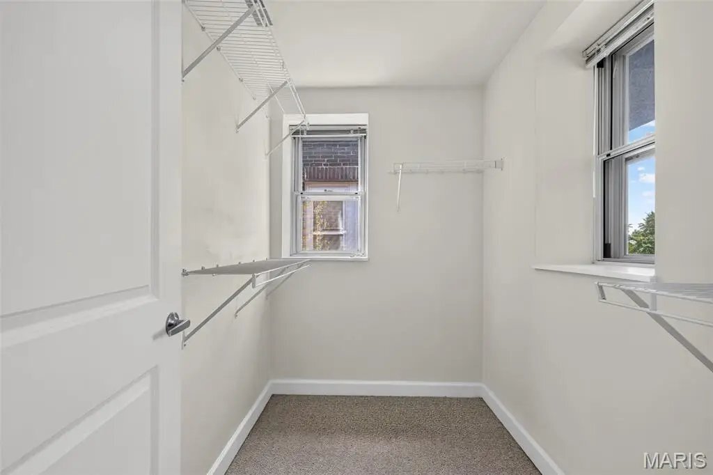 Building Photo - 5360 Pershing Ave