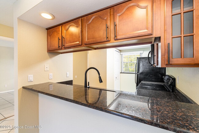 Building Photo - 2965 Sir Hamilton Cir