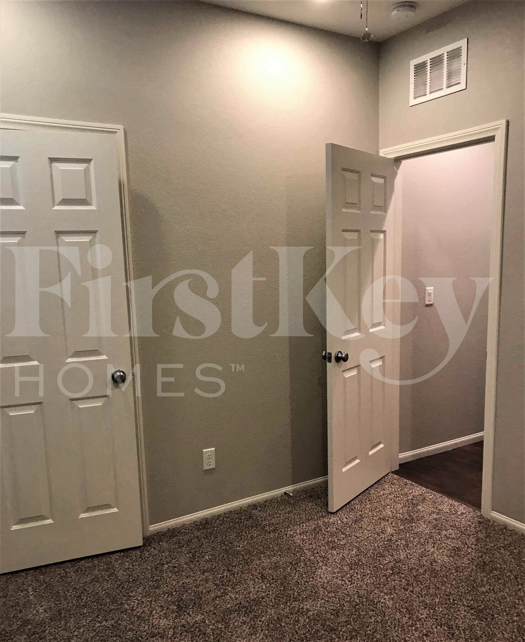 Building Photo - 9809 Dryden Ct