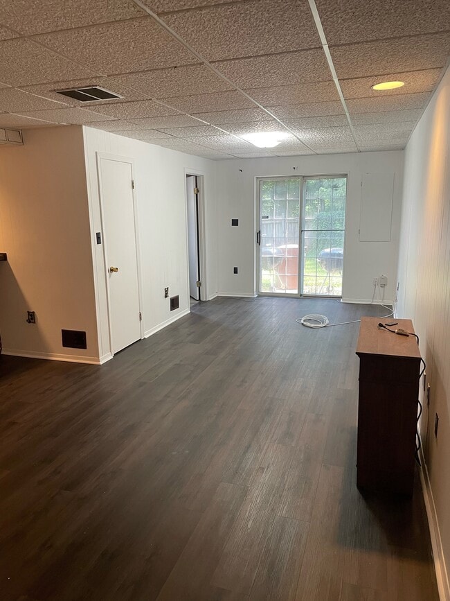 Building Photo - 13019 Trumbull Dr
