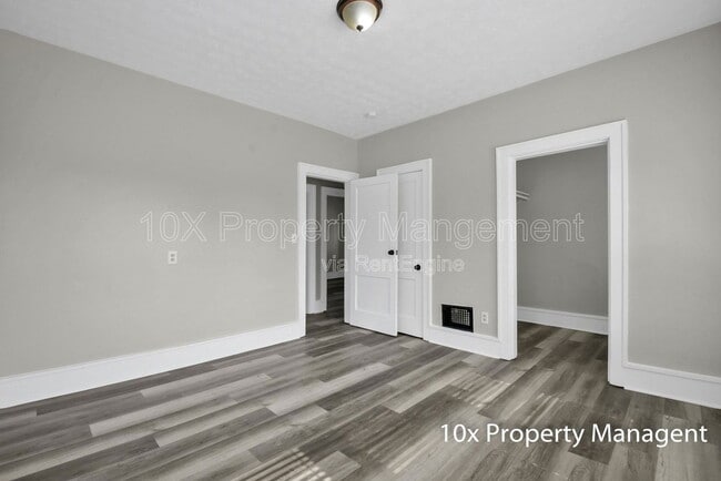 Building Photo - 2316 Ontario St