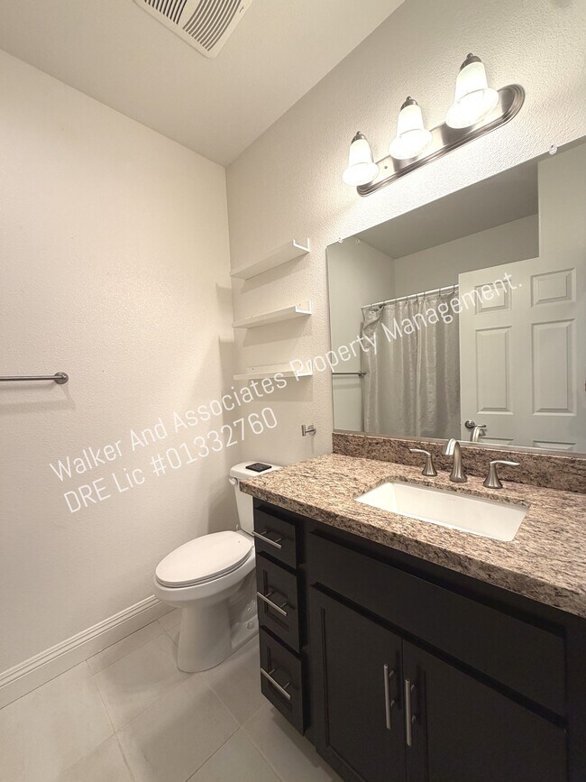 Building Photo - 4464 Lazo Dr