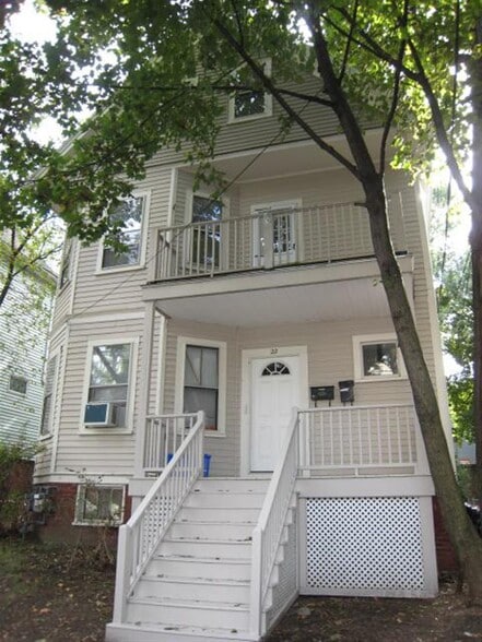Building Photo - 22 Spencer Ave