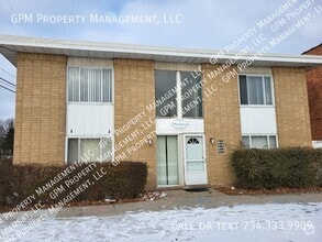 Building Photo - Nice 2 Bedroom Apartment