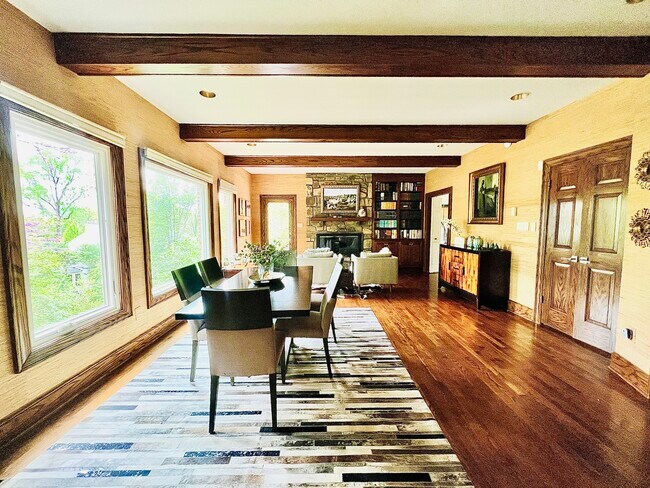 Building Photo - 5112 Cape Cod Ct
