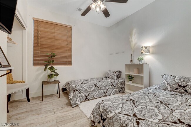 Building Photo - 5783 Tuscan Hill Ct