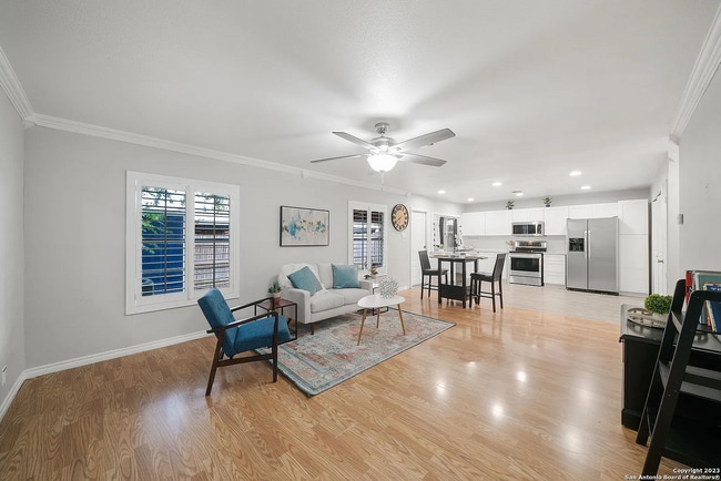 Building Photo - 6519 Spring Manor St