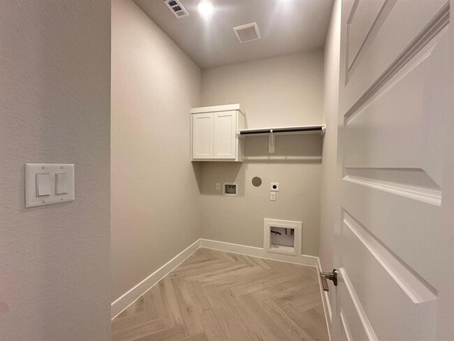 Building Photo - 4859 Antler Run Dr