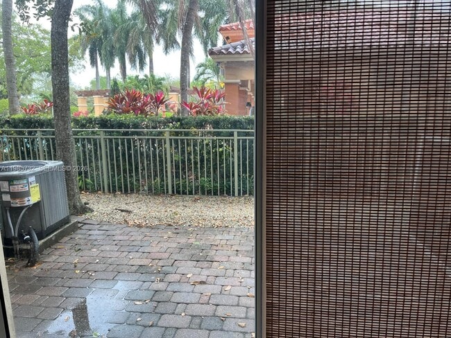 Building Photo - 4952 Tradewinds Ter