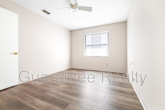 Building Photo - 1611 High Point Ct SW