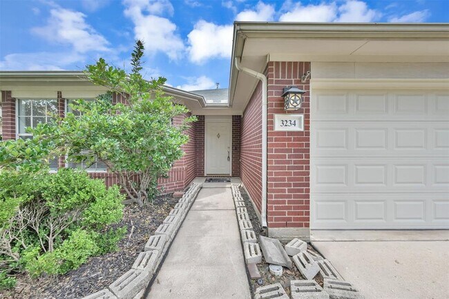 Building Photo - 3234 Crestbridge Ln
