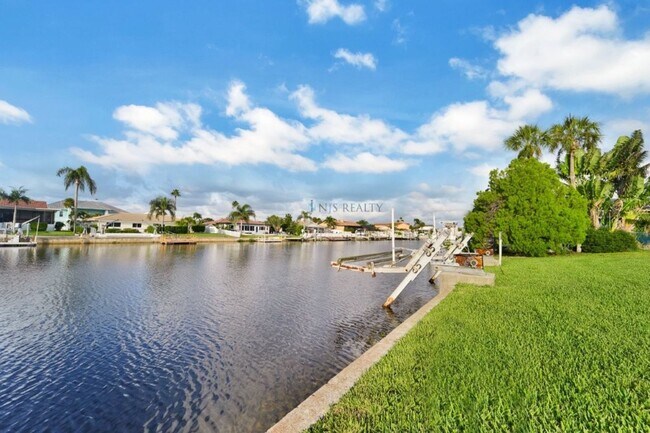Building Photo - 5060 Porpoise Pl