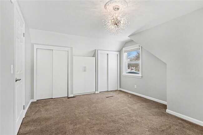 Building Photo - 534 Glenview Ct