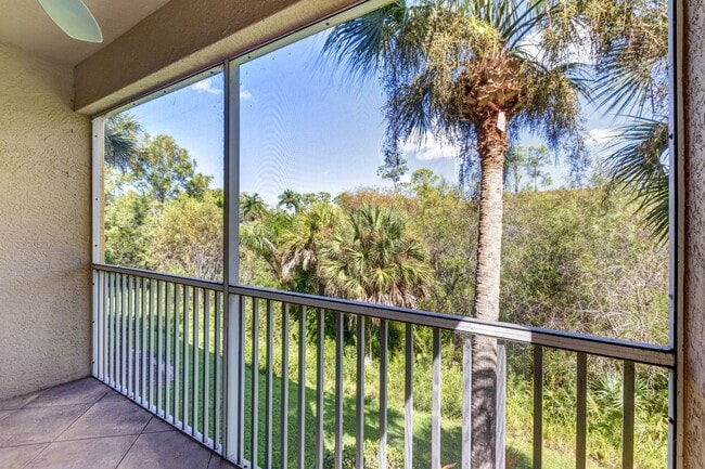 Building Photo - ** BOTANICAL PLACE ** 3 BED / 2 BATH - CON...