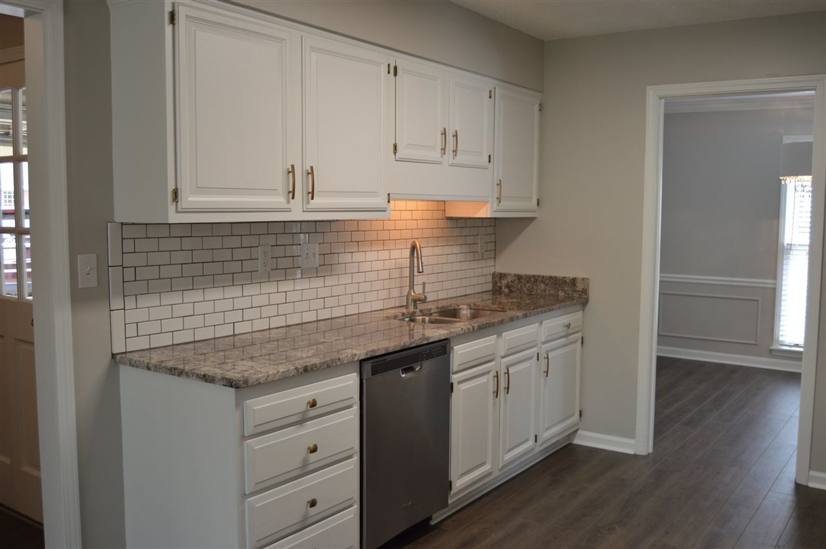 Building Photo - 3765 Birchvale Dr