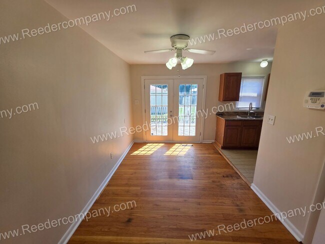 Building Photo - 2 bedroom home in South Hammond!