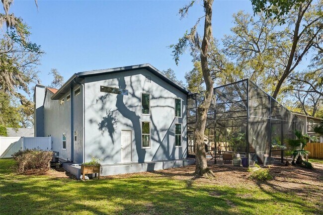 Building Photo - 14910 Northwood Village Ln